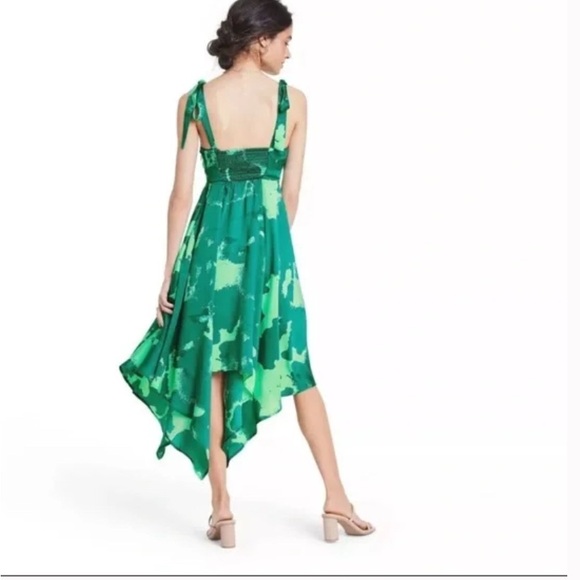 New with tags , Alexis dress - Picture 3 of 4